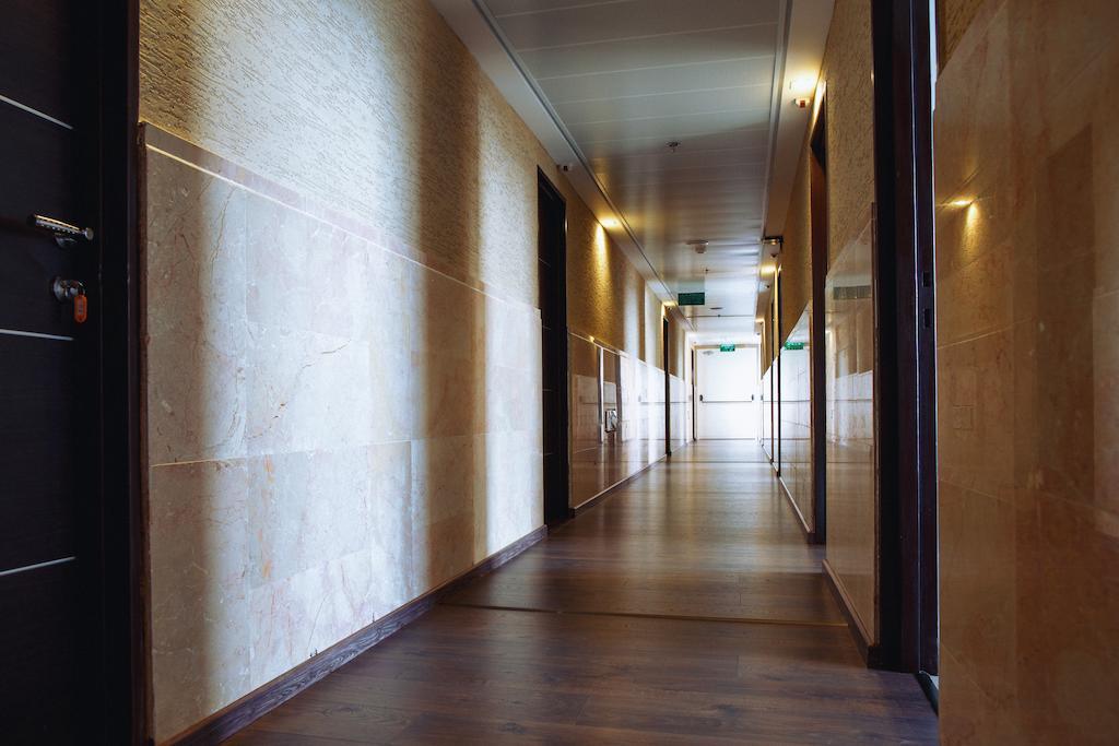 Elis Boutique Hotel Bat Jám Kültér fotó